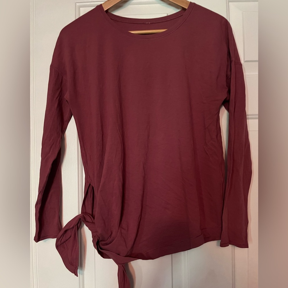 Lululemon Asymmetrical/Tie-side Pima Cotton Rose Top 4/6